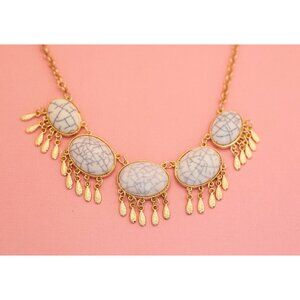 Bohemian Beautiful Stones Bib Necklace | 22 inch | H22